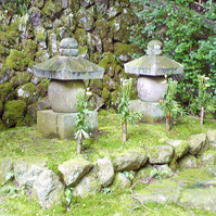 橋本関雪夫妻墓所